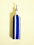 Bouteille d'huile en céramique motif Linhas bleu Céladon, vue de face