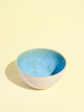 Grand bol en céramique émail bleu água Céladon, vue de face