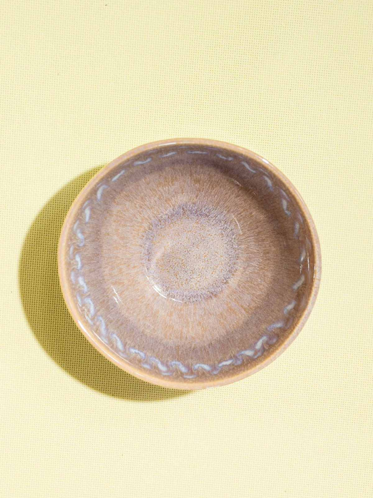Grand bol en céramique émail gris audacieux Céladon, détail de l'émail