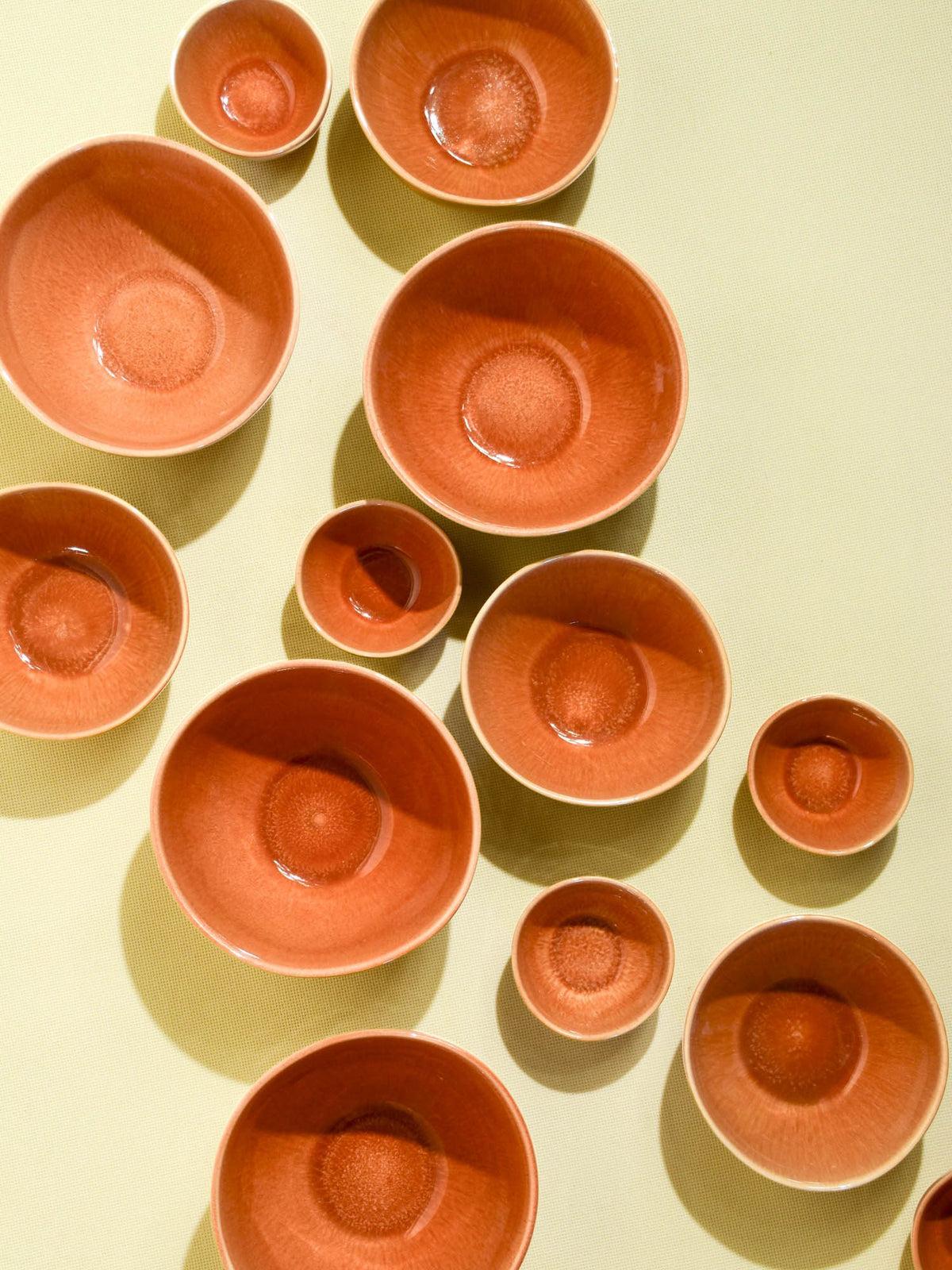 Grand bol en céramique émail terracotta sienna Céladon, plusieurs tailles de la collection