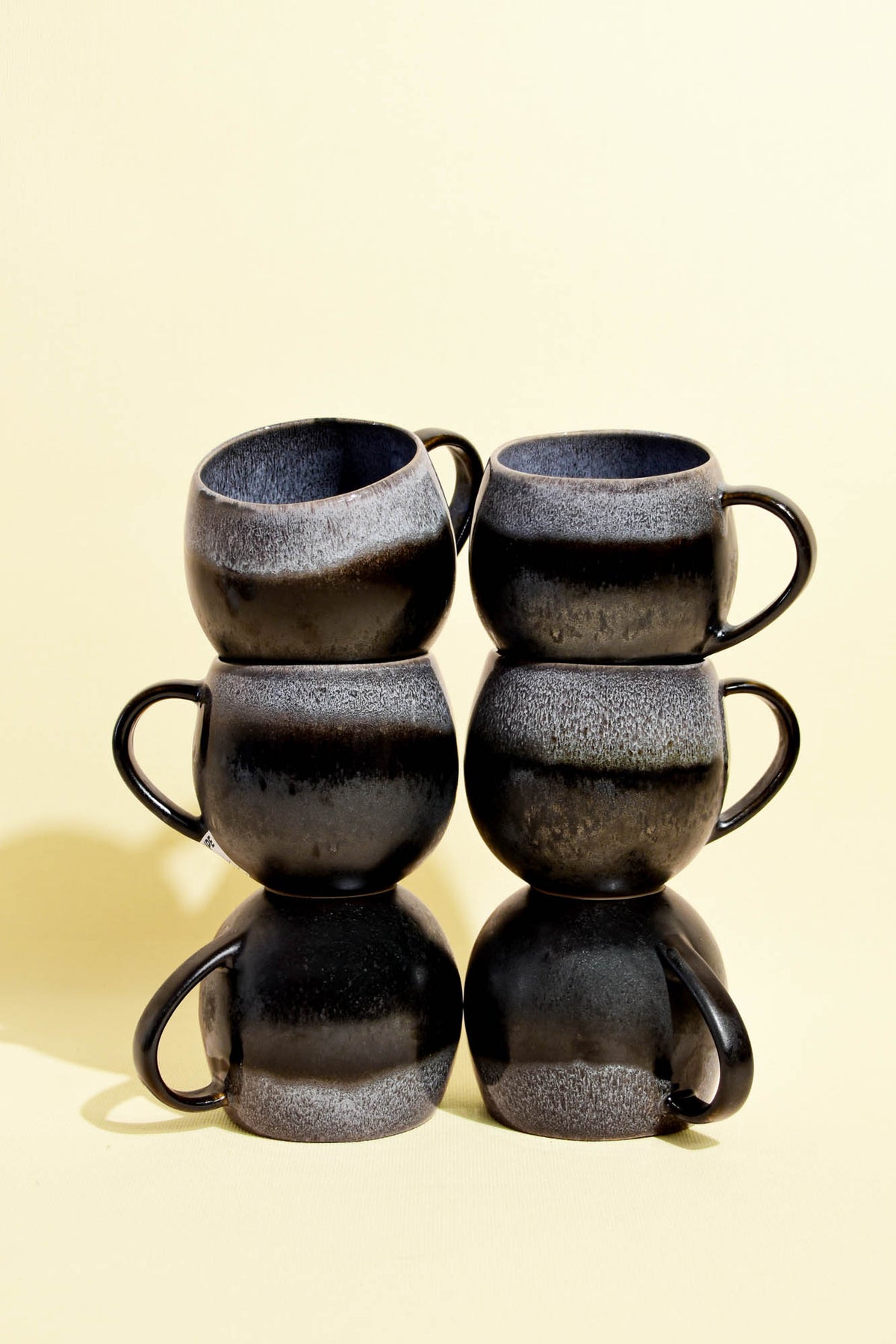 Grand mug en céramique émail noir écume Céladon, set de 6