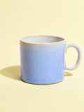 Grand mug droit en céramique émail bleu minéral Céladon, vue de face