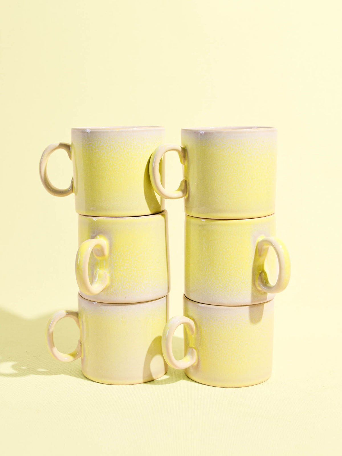Grand mug droit en céramique émail jaune minéral Céladon, set de 6