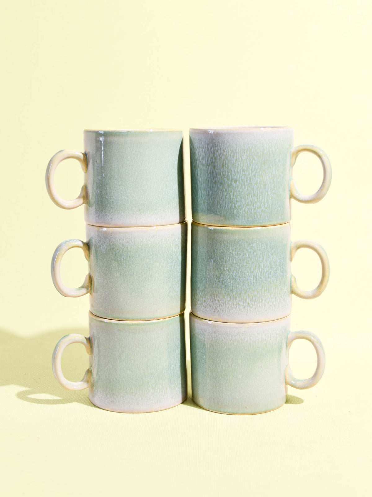 Grand mug droit en céramique émail vert minéral Céladon, set de 6