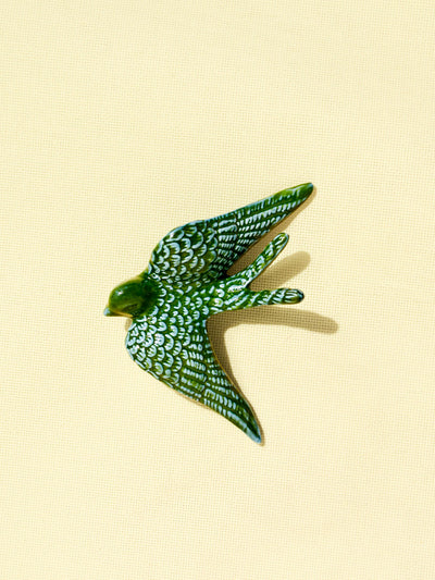 Hirondelle murale en céramique émail vert Céladon, vue de face