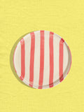 Petite assiette en céramique motif Linhas rose Céladon, sur fond coloré