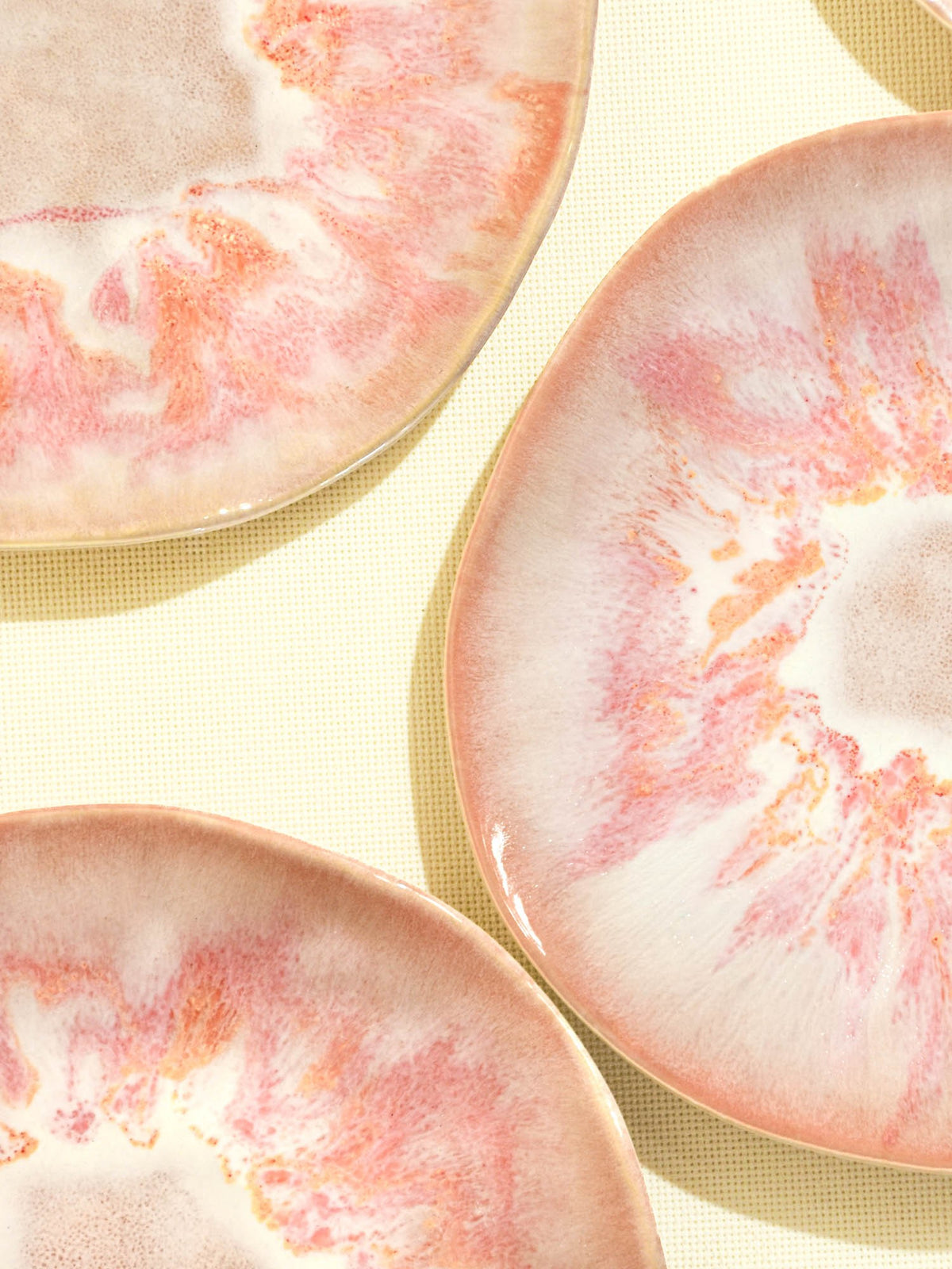 Petite assiette Onda | Rose anémone
