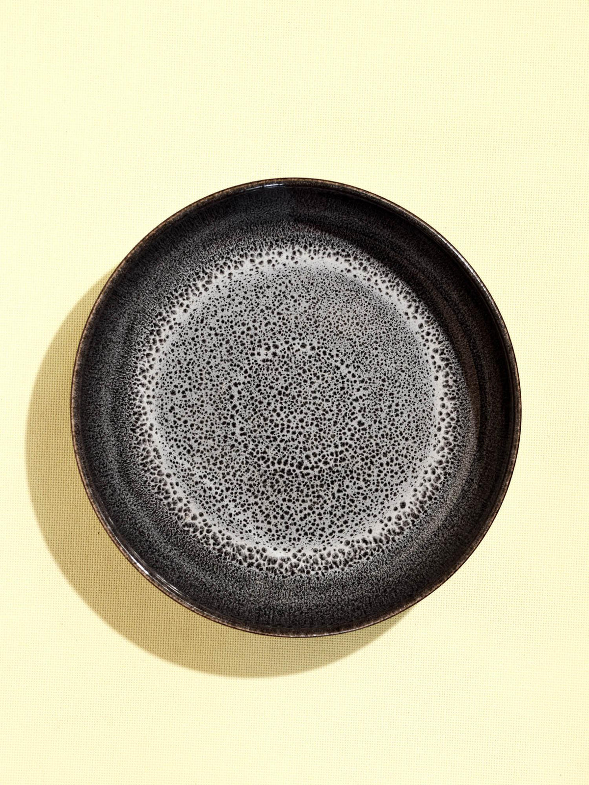 Plat de service rond | Noir écume