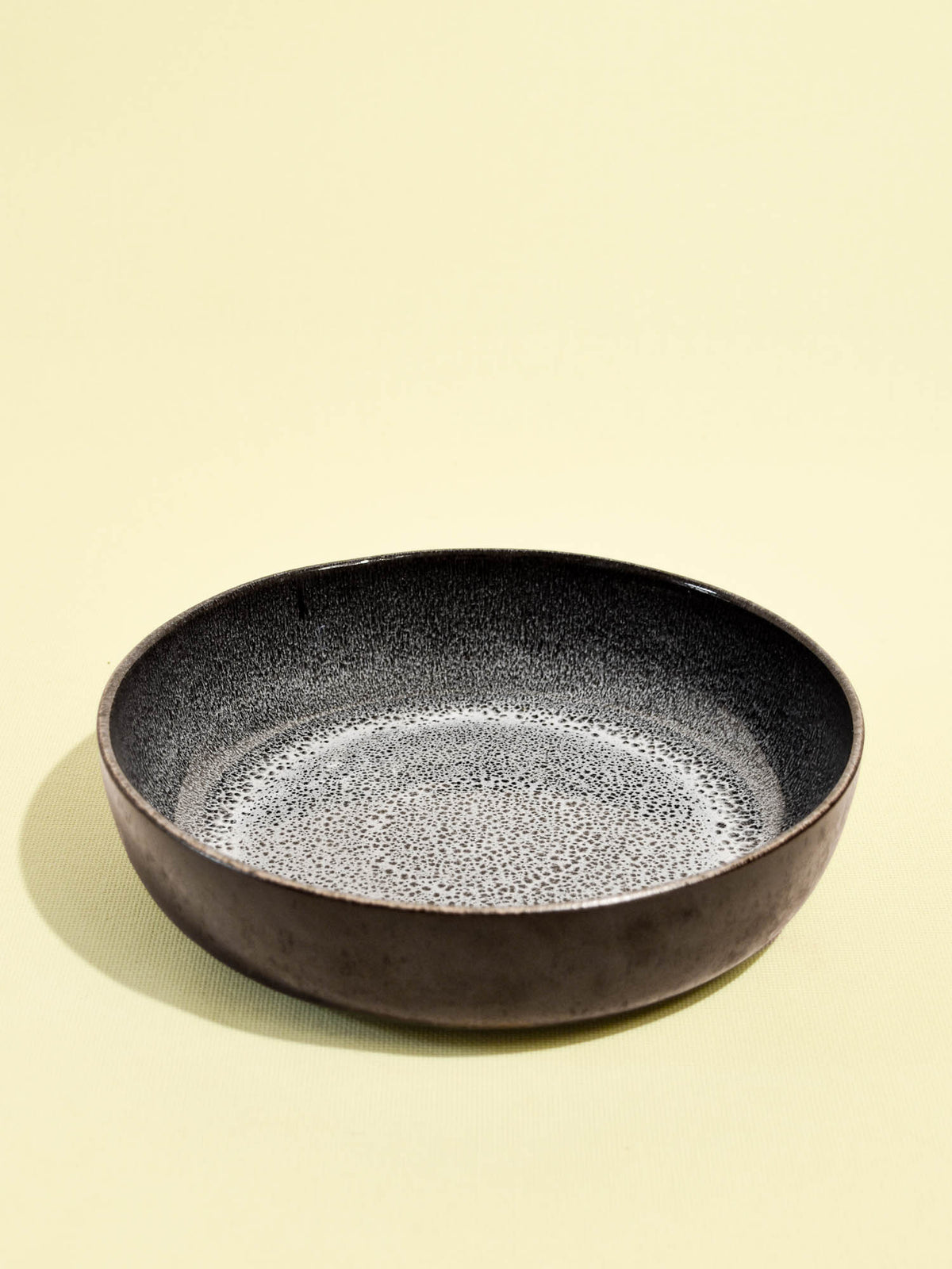 Plat de service rond | Noir écume