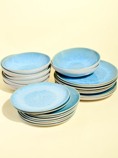 Service de vaisselle pour 8 en céramique émail bleu água Céladon
