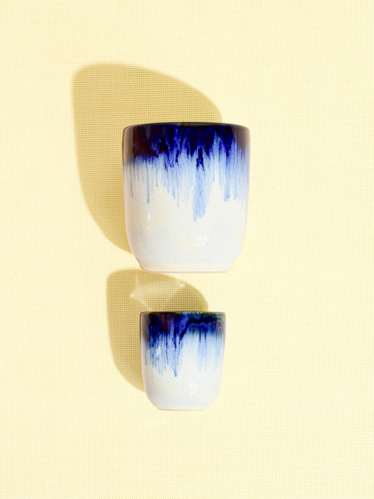 Tasse en céramique émail bleu roi Céladon, plusieurs tailles de la collection