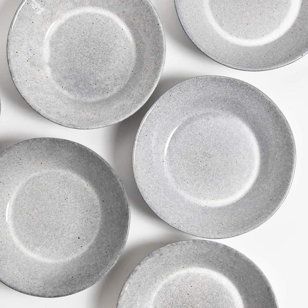 Lot de 6 assiettes creuse en grès gris 22cm | Maisons du Monde Lot de 6 assiettes creuse en grès gris 22cm | Maisons du Monde